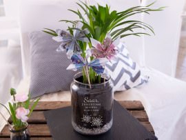 Koekglas met bloemen