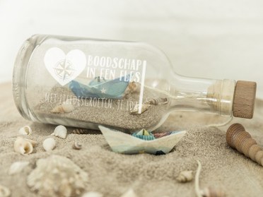 Fles met gravure