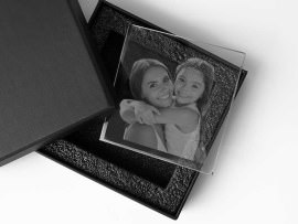 Foto in glasplaatje met cadeaubox