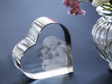 ontwikkeling Voorschrijven Toestemming Glazen hart met gravure | Glazen hart met foto