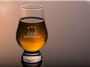 Verbetering Ingrijpen leef ermee Whiskyglas met gravure | whiskyglazen met namen