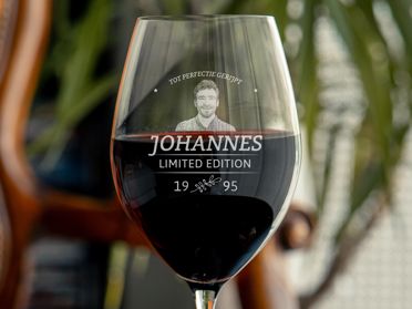 Rood wijnglas Design